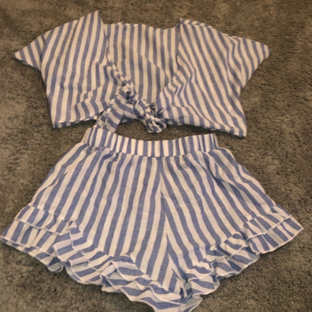 NWOT zaful outfit size small